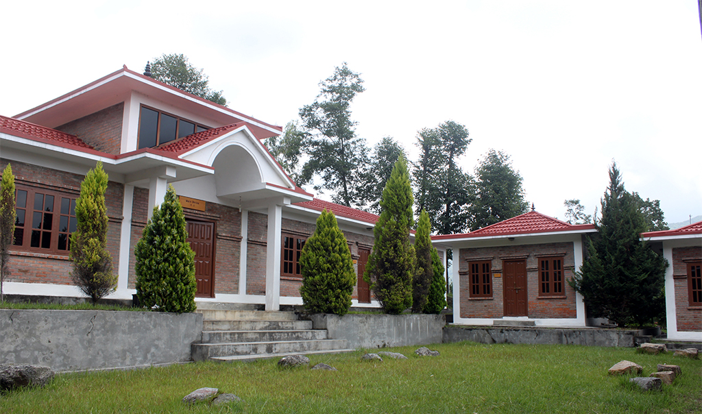 靈鷲山尼泊爾密勒日巴禪修中心