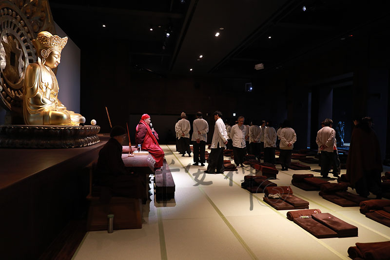 <img src="/uploadfile/images/20170307_900_01.jpg" width="600" height="400" vspace="10" hspace="10" align="absMiddle" alt="靈鷲山 平安禪 心道法師 禪修 禪坐" /></p>