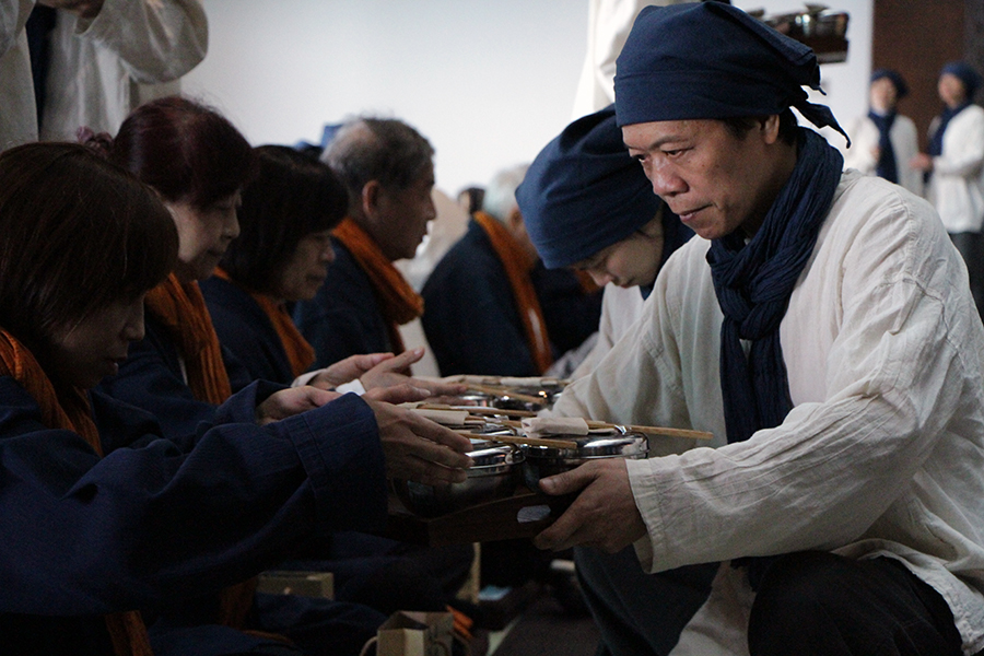 靈鷲山,平安禪,法工,坐禪,何天來,邱美惠,能量,地球,觀照