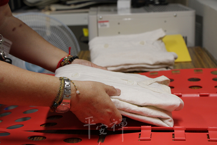 靈鷲山,心道法師,幫師父省錢,燙衣服,禪修,觀音,斷食