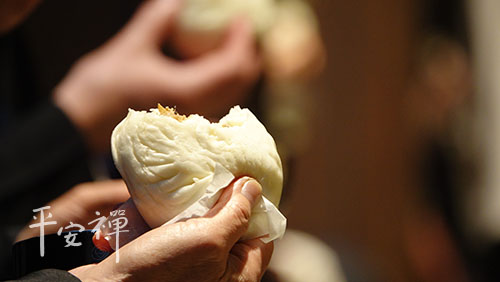 靈鷲山,平安禪,坐禪,吃包子,小王子,禪修,心道法師,蔬食