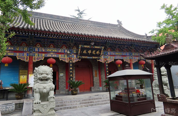 西安臥龍寺,六祖壇經,禪堂,抄經,楞伽經,金剛經,坐禪,打禪,禪宗,達摩祖師.放生