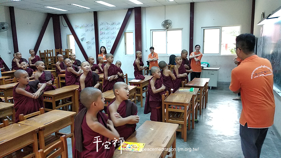 莊寶鑫,緬甸,國際志工,比丘,華僑,仰光,巴利文,短期出家,心道法師,弄曼學院,小沙彌