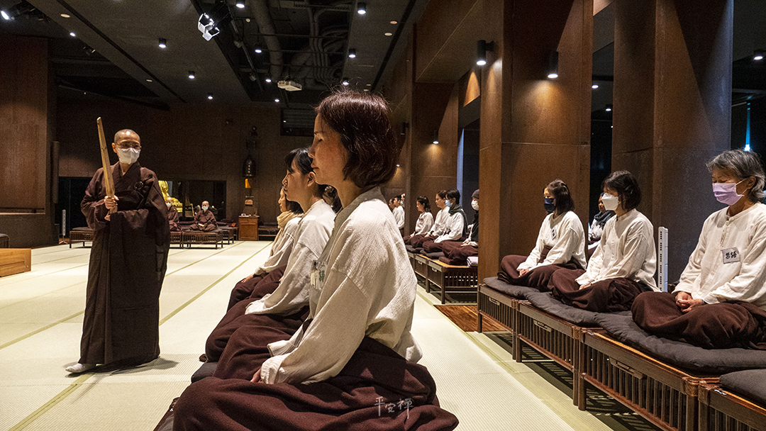 平安禪,靜坐,冥想,禪修,心道法師,四步驟,覺知,坐禪,打坐,寂靜,齋飯,聆聽寂靜