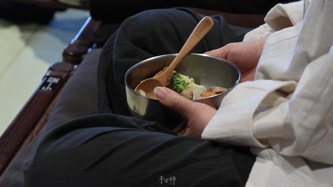 平安禪,靜坐,冥想,禪修,四步驟,覺知,坐禪,樂活禪,斷食禪,心道法師