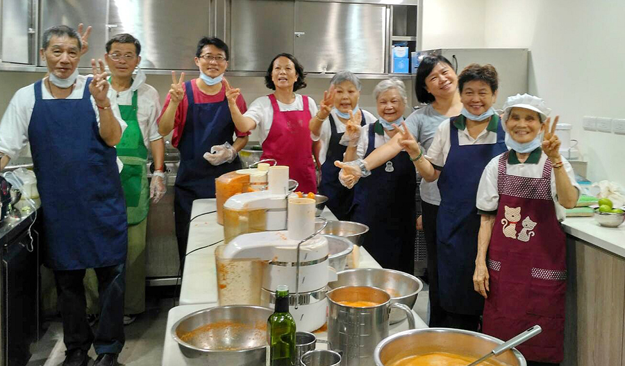 靈鷲山,平安禪,斷食禪,禪修,蔬食,法工,榨汁,禪關