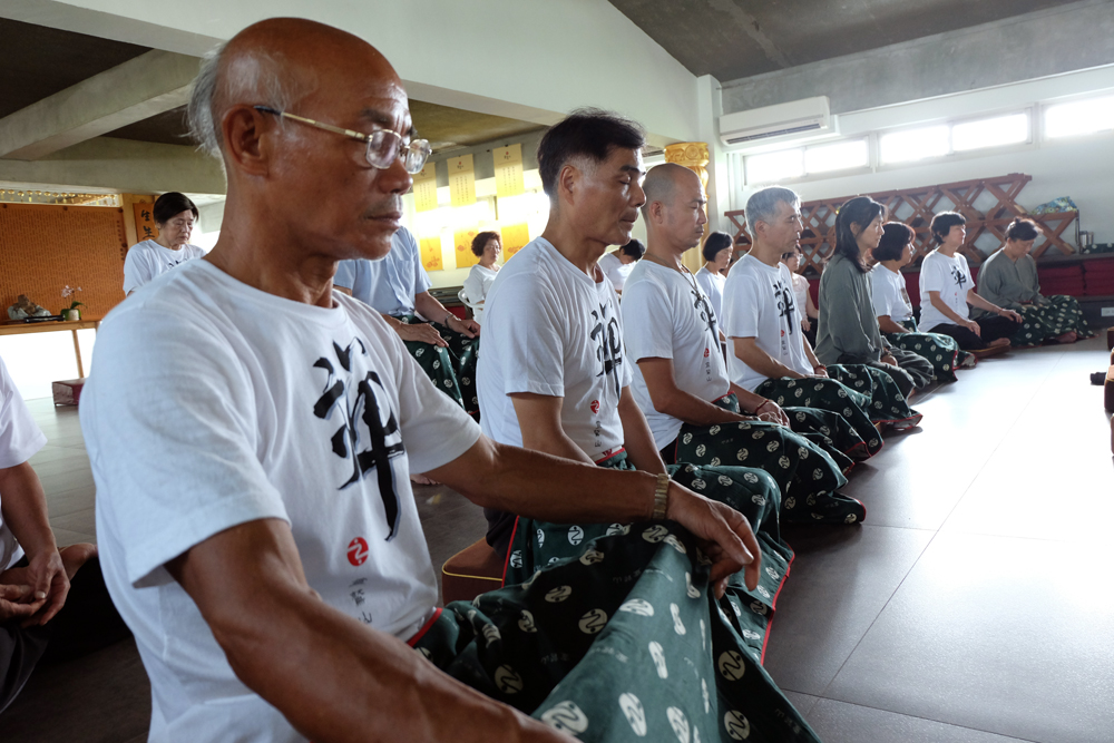 靈鷲山 平安禪 禪修 心道法師 禪坐 健康  修行 放鬆